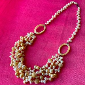 Multi-toned faux pearl necklace